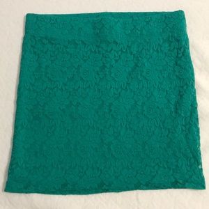 Lace mini skirt